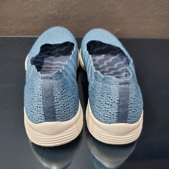 Skechers memory foam Women's Blue  Slip-On Shoes - Picture 7 of 9